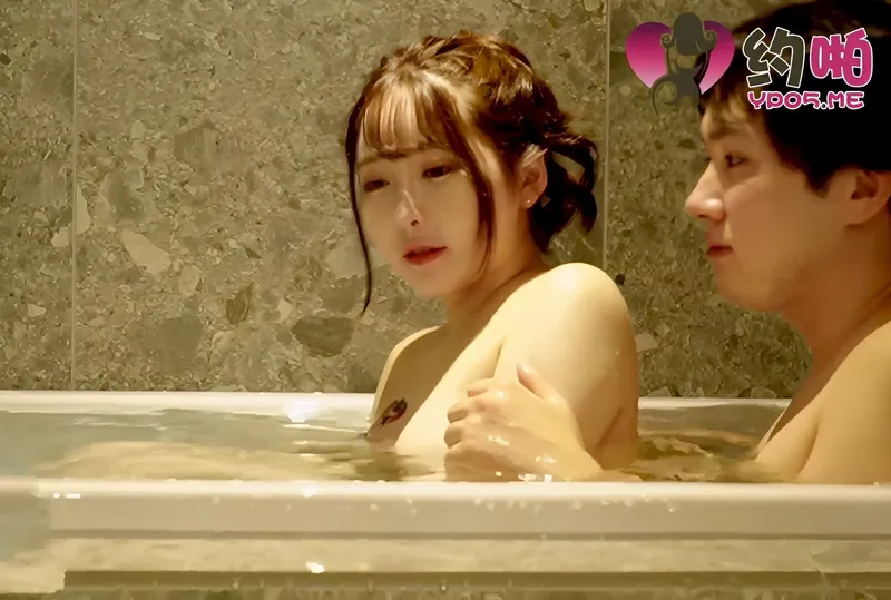 sex hentai.z,phim sex gay máy rung,sex mò vú Anh trai đi vắng em trai tắm cùng cô chị dâu