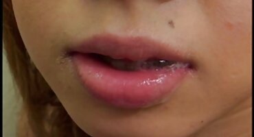 sex việt lỗ đít Cô gái khỏa thân với bộ ngực lớn cho blo. công sextapthe việc được fucked doggy phong cách.